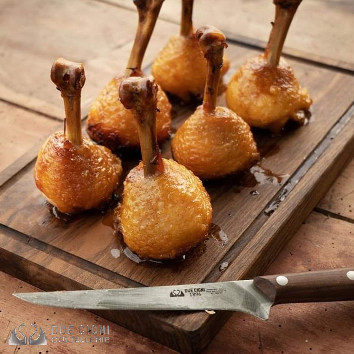 Set 2 coltelli Due Cigni Linea 1896 in noce - immagine 5