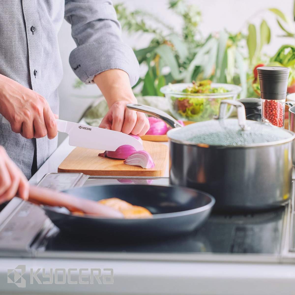 Casseruola Kyocera con rivestimento in ceramica con coperchio CSP0 - immagine 5
